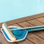 The Best Pool Brushes for Cleaning of Swimming Pools